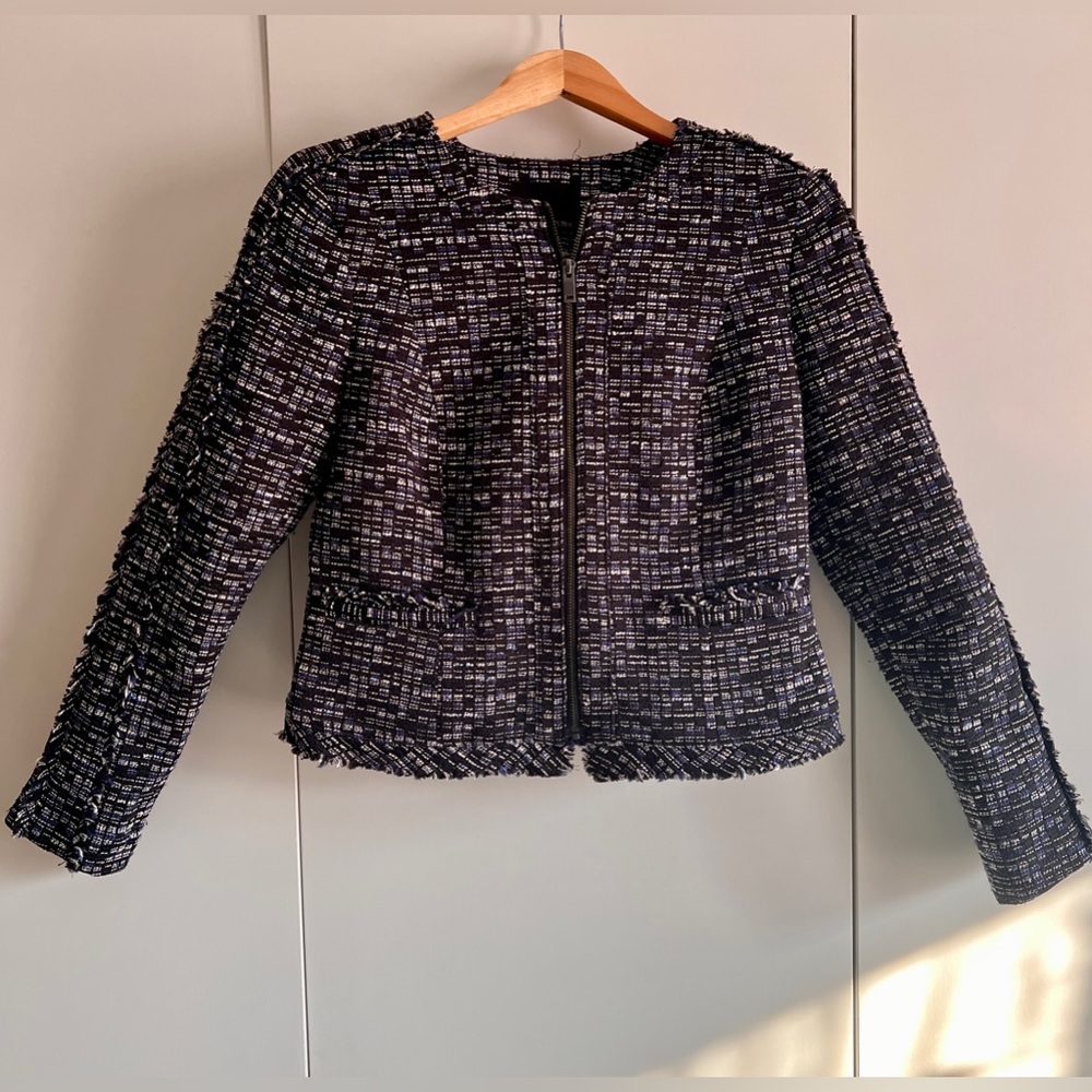 Banana Republic tweed zip front blazer. Size 6